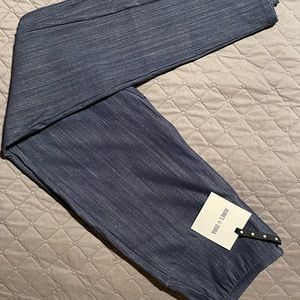 Agnes & Dora Jeggings size Large